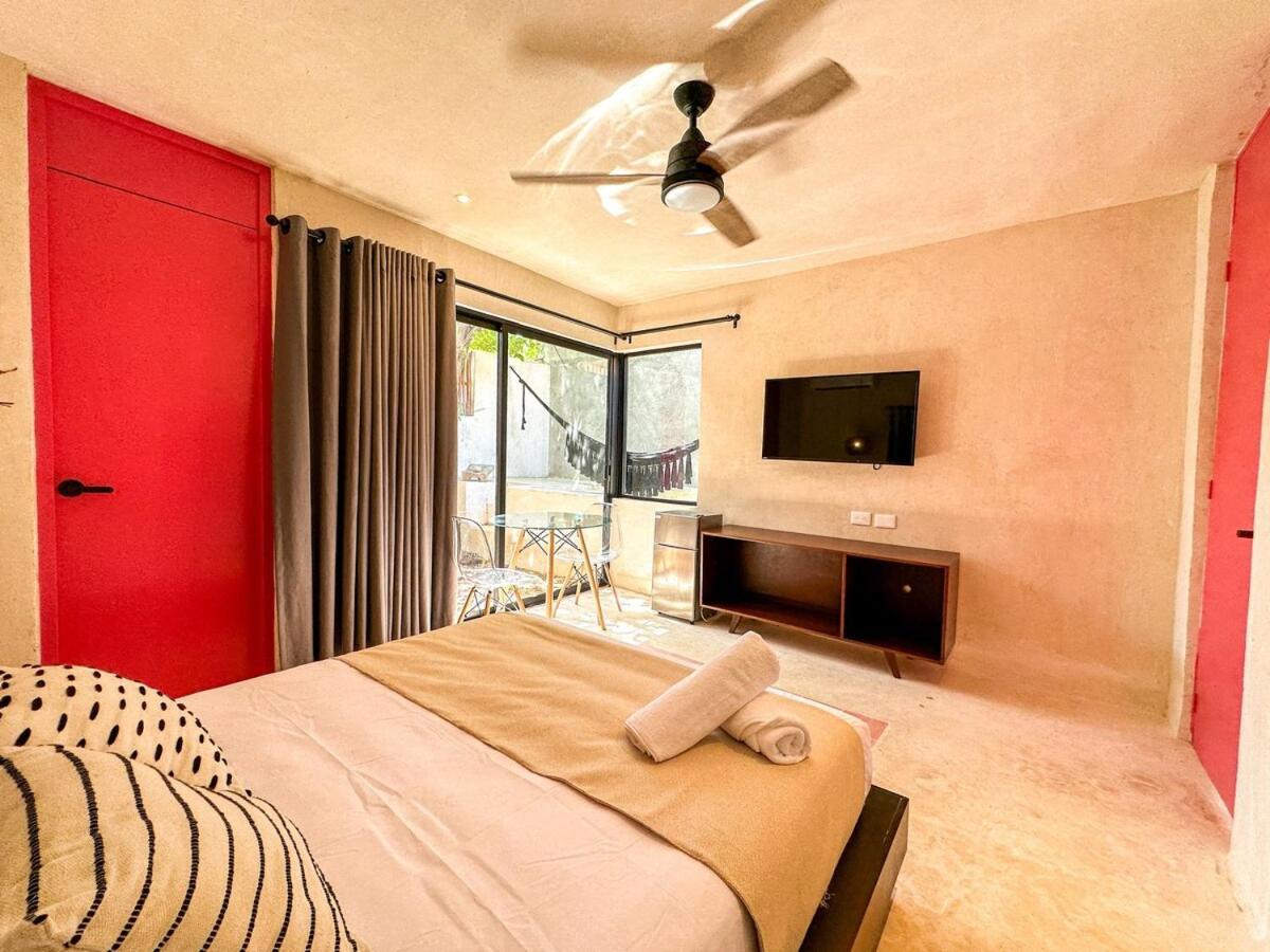 Uayma Increible Cuarto En El Centro Con Piscina Inn *