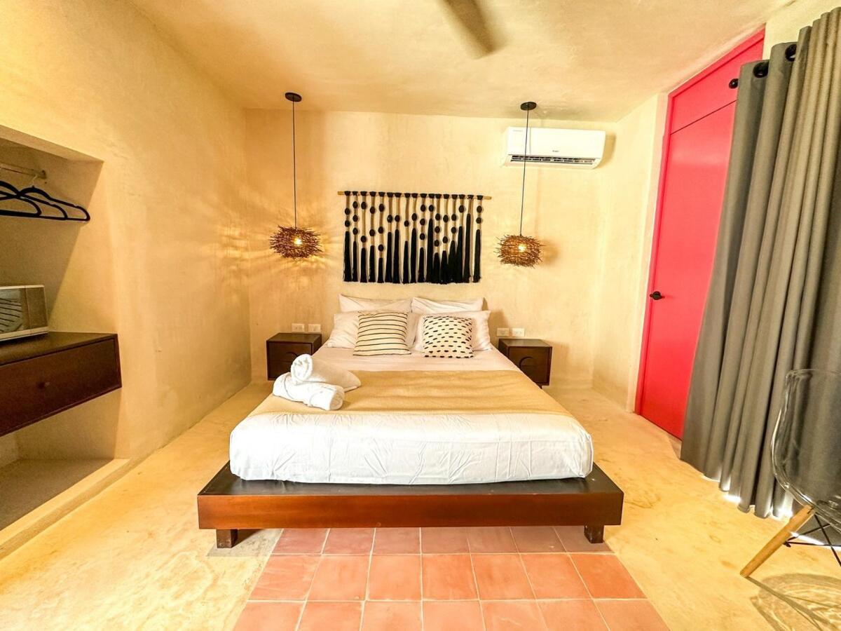 Inn Uayma Increible Cuarto En El Centro Con Piscina