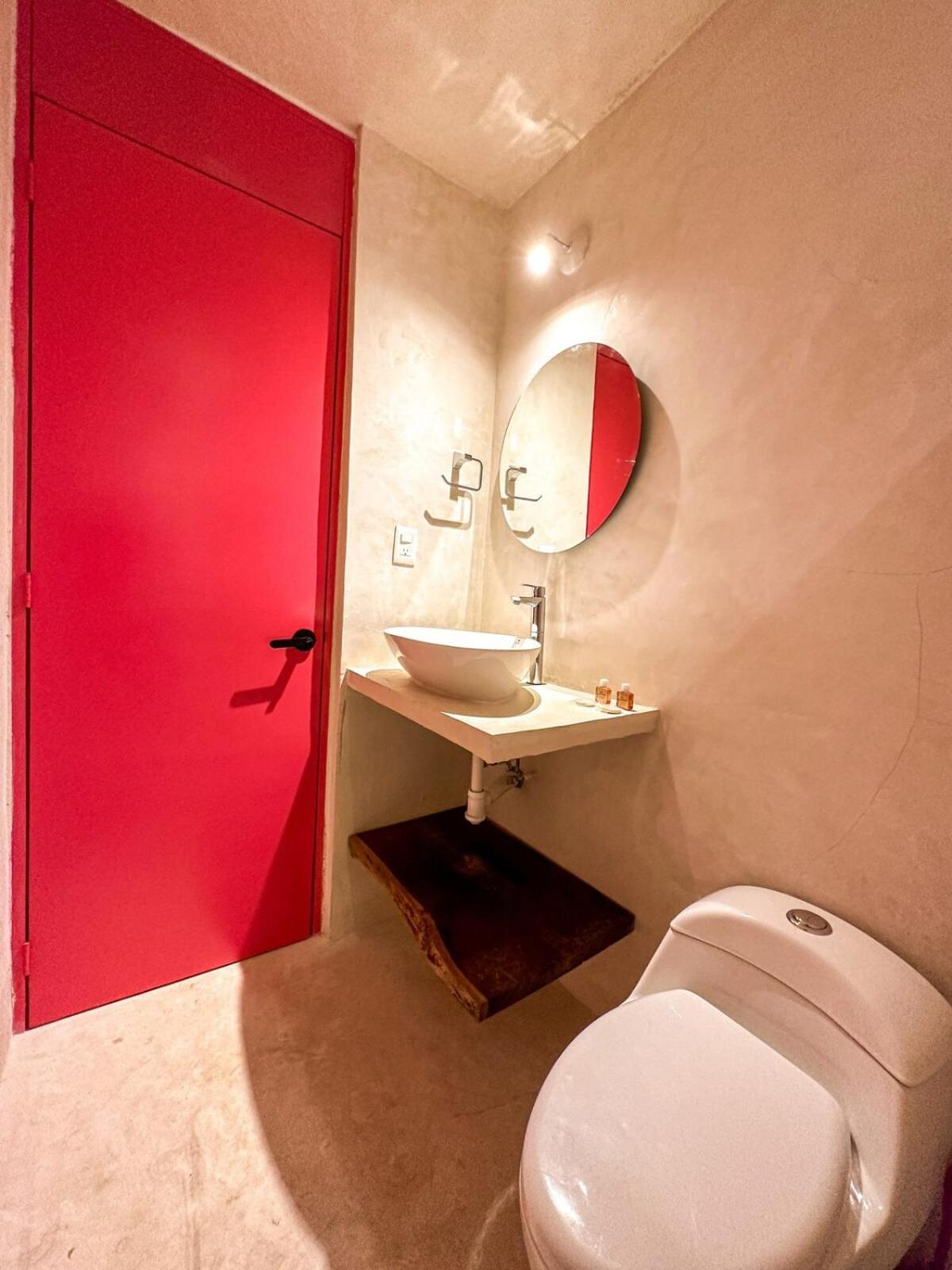 Uayma Increible Cuarto En El Centro Con Piscina Mérida