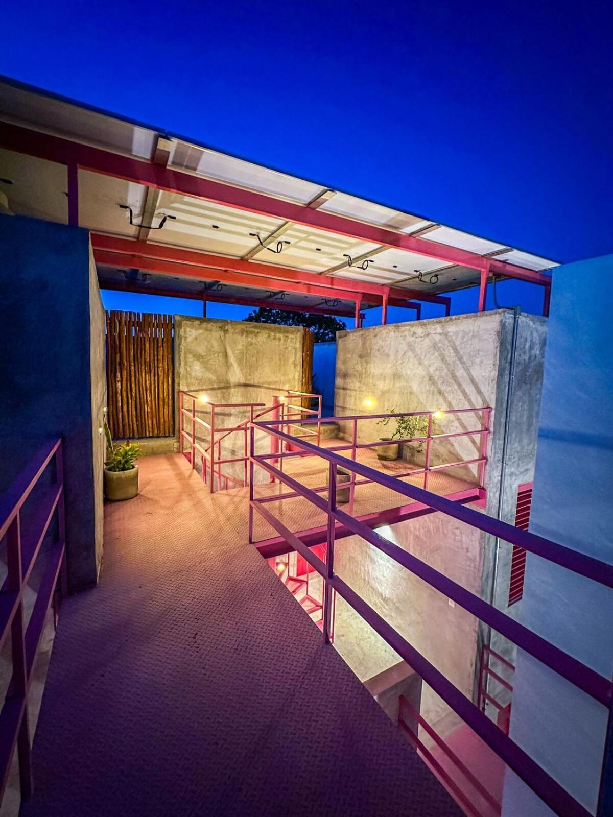 Uayma Increible Cuarto En El Centro Con Piscina